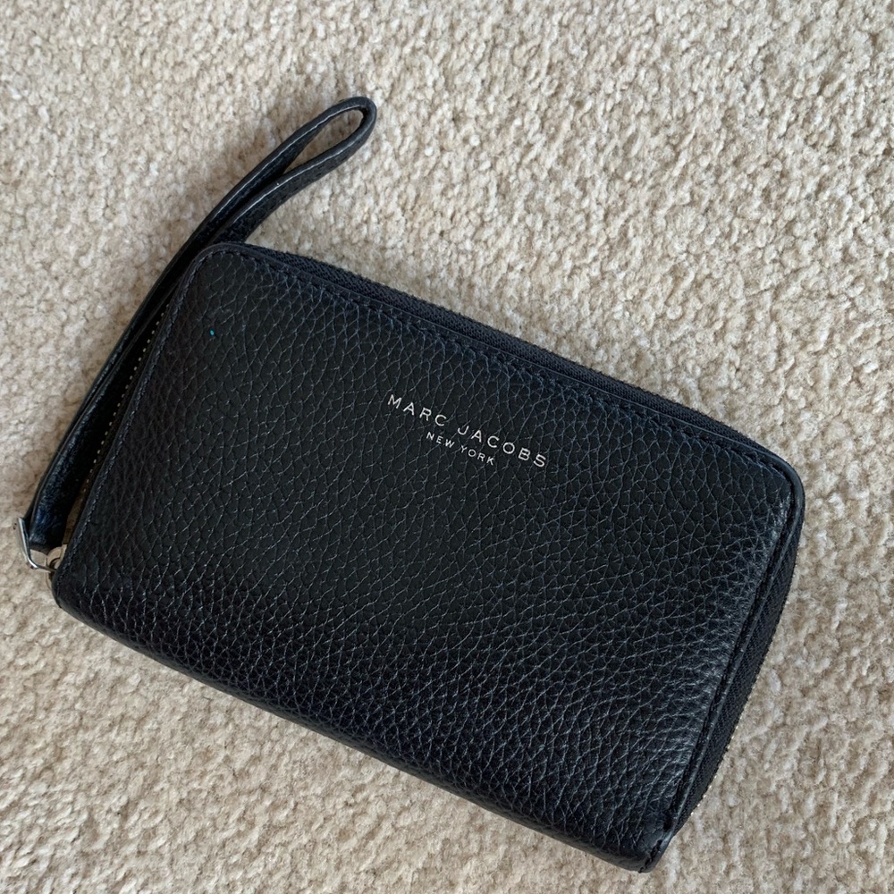 Marc Jacobs wallet